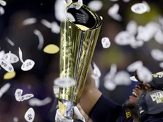 Who’s singing the national anthem at the 2026 College Football Playoff National Championship in Miami?