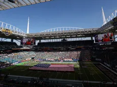 How many fans are attending the 2026 College Football Playoff National Championship at Hard Rock Stadium?