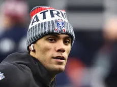 Are Christian Gonzalez and Hunter Henry playing today for Patriots vs Texans in Divisional round of 2026 NFL playoffs?