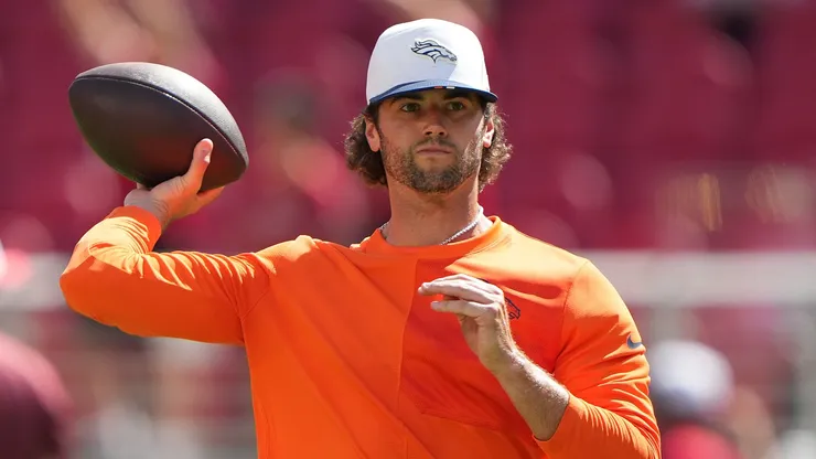 Jarrett Stidham warm up on August 09, 2025 in California.