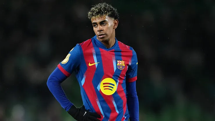 Lamine Yamal during a game with Barcelona.