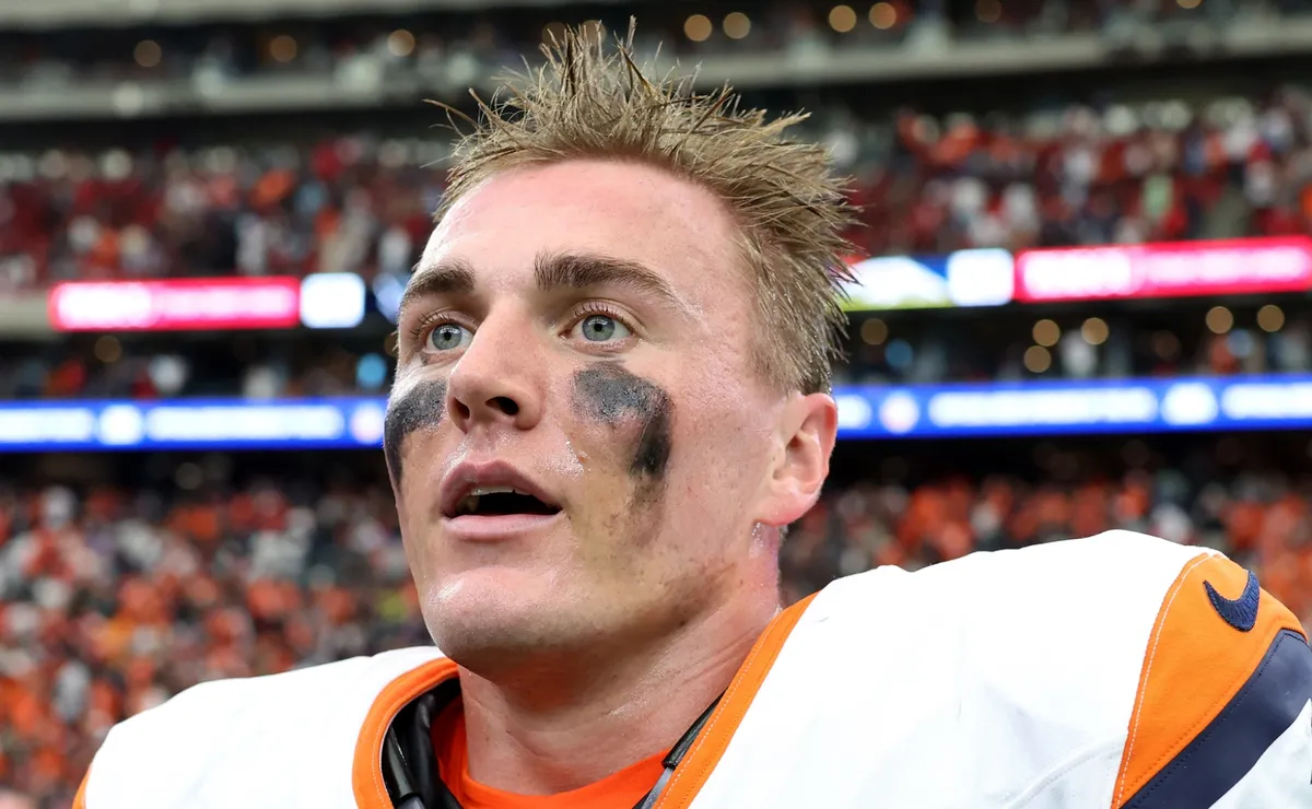 Broncos quarterback Bo Nix reaction after season ending injury in 2026 NFL playoffs against Bills is explained by Jarred Stidham