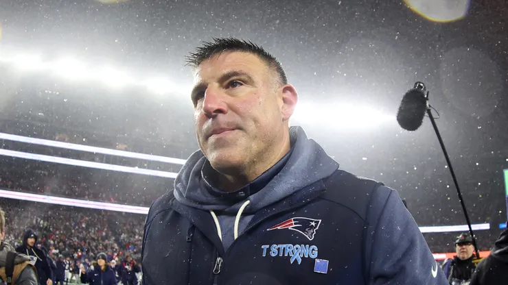 Mike Vrabel of the New England Patriots