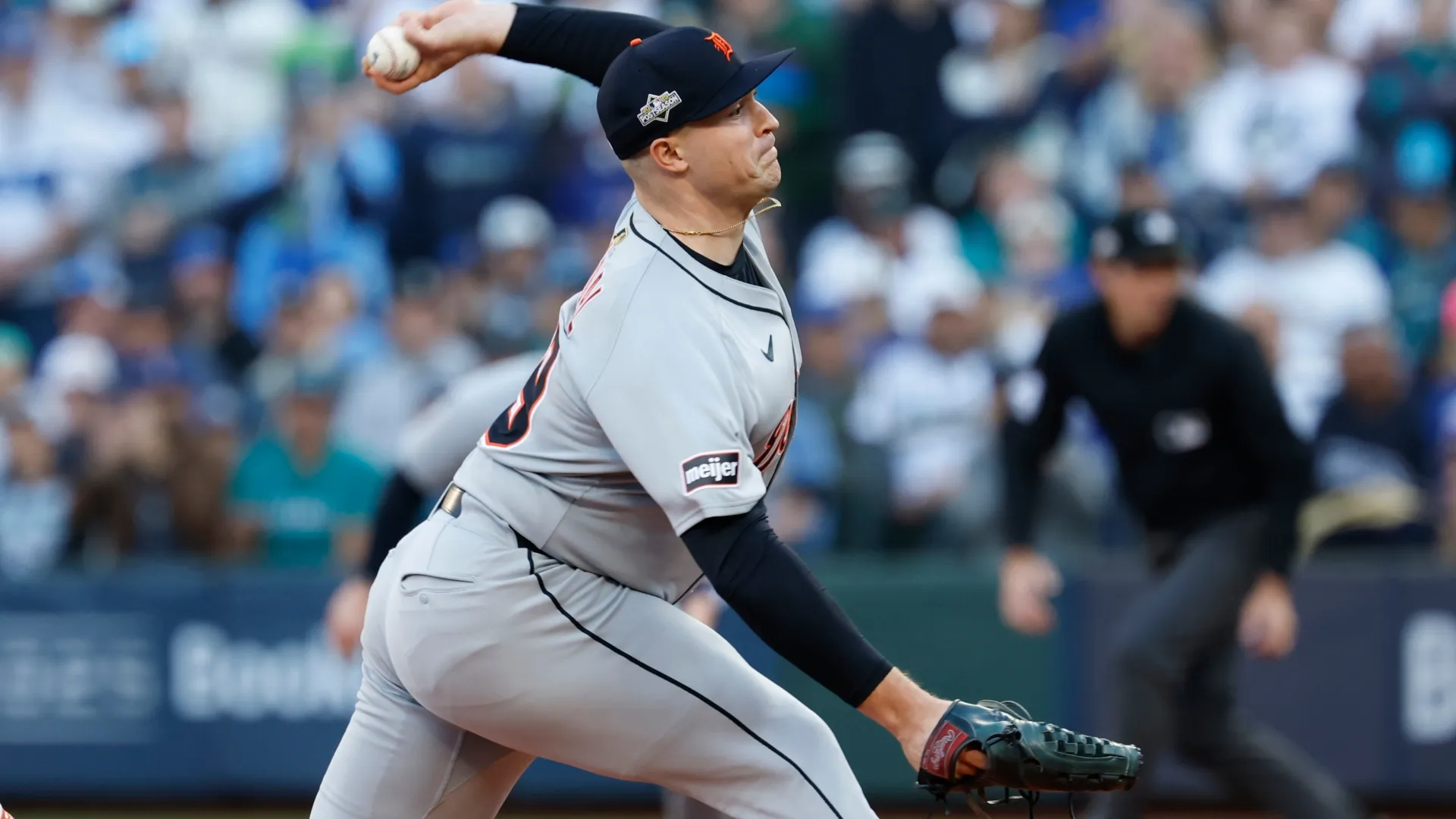 Tarik Skubal #29 of the Tigers pitches against the Mariners. Alika Jenner/Getty Images