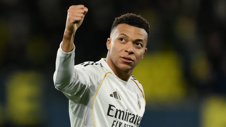 Kylian Mbappe celebrates a goal against Villarreal.