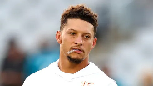 Patrick Mahomes warming up before a Chiefs game in Jacksonville.