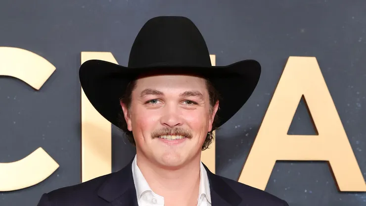 Zach Top attends the 59th Annual CMA Awards on November 19, 2025 in Nashville.