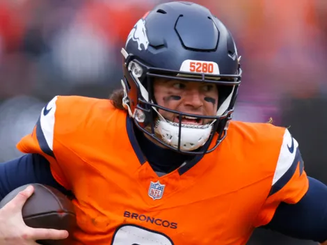 What is the 5280 on the Denver Broncos helmets?