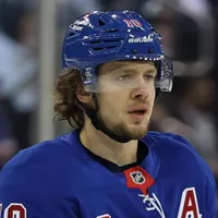 Mike Sullivan sends clear message to NY Rangers about trading Artemi Panarin