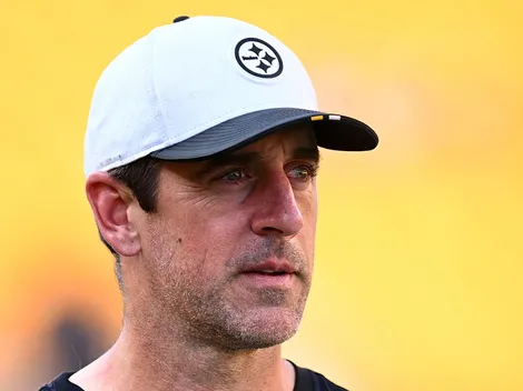 Steelers head coach Mike McCarthy might have inadvertently revealed Aaron Rodgers’ retirement decision for 2026