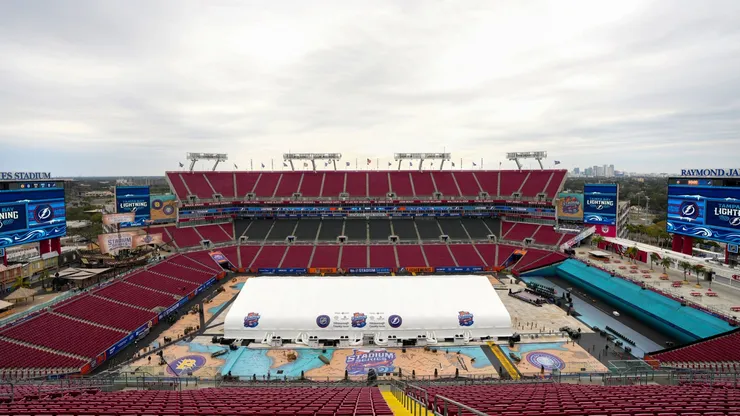 General view inside Raymond James Stadium before 2026 NHL Stadium Series