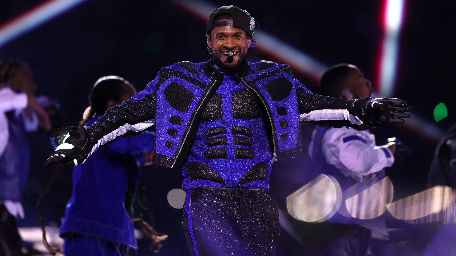Usher (Source: Jamie Squire/Getty Images)