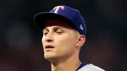 Corey Seager runs off the field on July 07, 2025 in Anaheim.