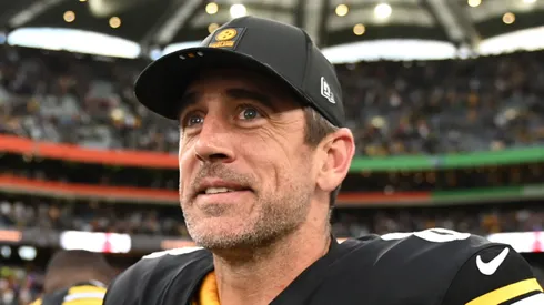 Aaron Rodgers quarterback of the Pittsburgh Steelers
