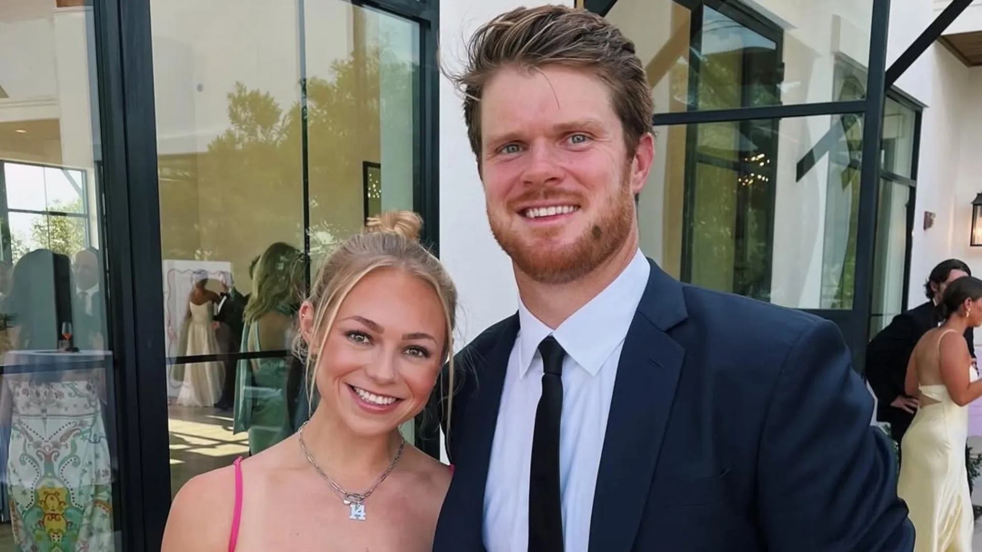 Katie Hoofnagle and Sam Darnold (Source: @_hoofy)
