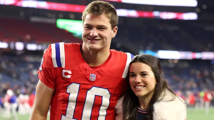 Drake Maye of the Patriots and his wife Ann Michael Maye in 2025.