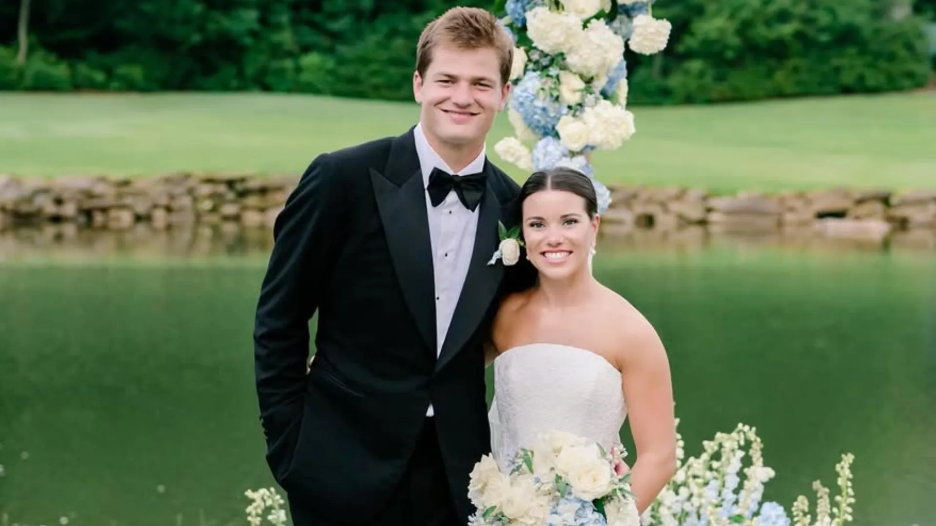 Drake Maye and Ann Michael Maye (Source: @annmichaelhmaye)