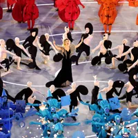 How many people worked on the 2026 Winter Olympics opening ceremony?