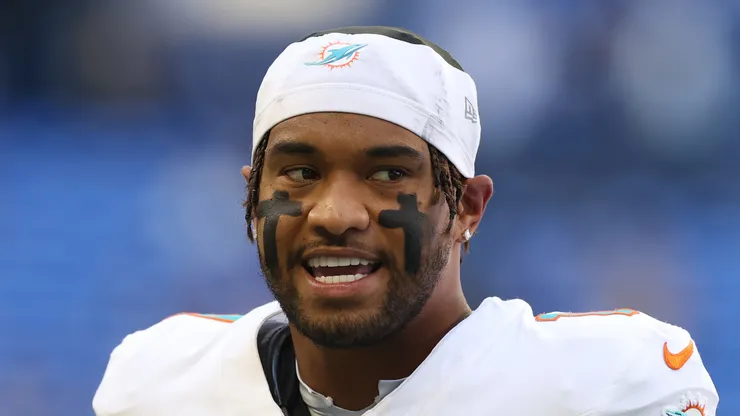 Tua Tagovailoa of the Miami Dolphins (NFL 2025)