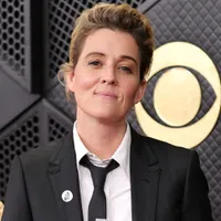 Who sang America the Beautiful at the Super Bowl XL pregame show? Brandi Carlile’s profile