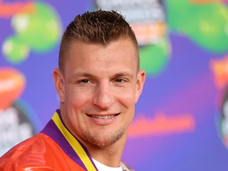 Rob Gronkowski sends clear message about Tom Brady not rooting for the Patriots in 2026 Super Bowl