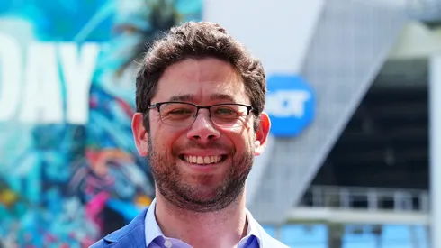 Peter Bendix answers tough question from Miami fan about Marlins’ low spending this offseason