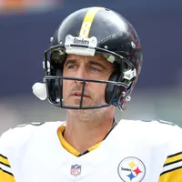 Aaron Rodgers may not have clear runway to Vikings as unexpected veteran QB eyes NFL return