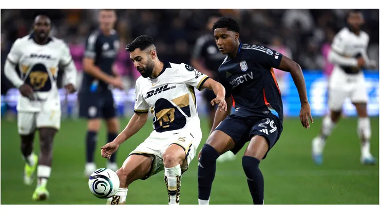 Rubén Duarte of Pumas UNAM controls the ball while defended by Anisse Saidi of San Diego FC