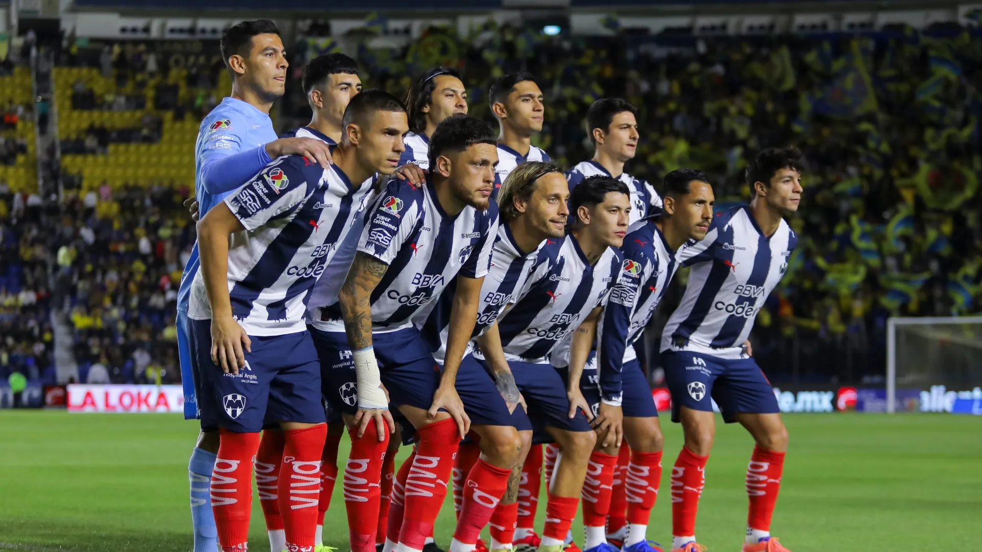 Players of Monterrey pose for a team photo – Agustin Cuevas/Getty Images
