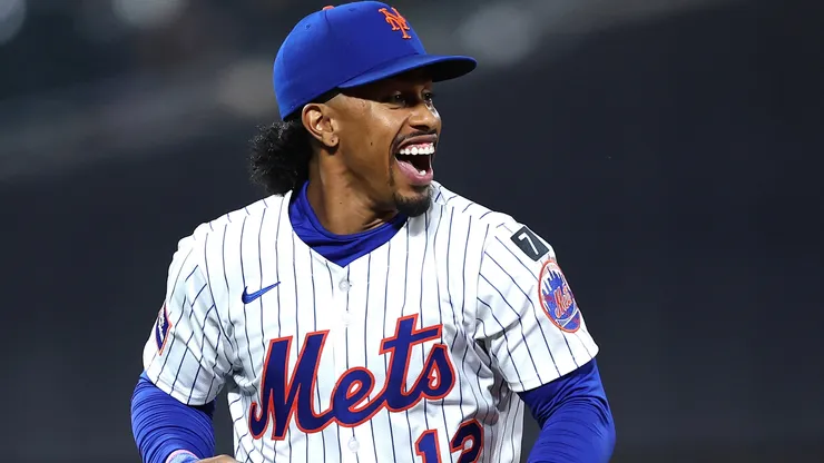 Francisco Lindor #12 of the New York Mets.