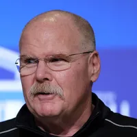 Chiefs bring back 3x Super Bowl champion to help Andy Reid in 2026