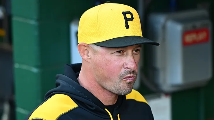 Pittsburgh Pirates manager Don Kelly #12 looks on from the dugout.