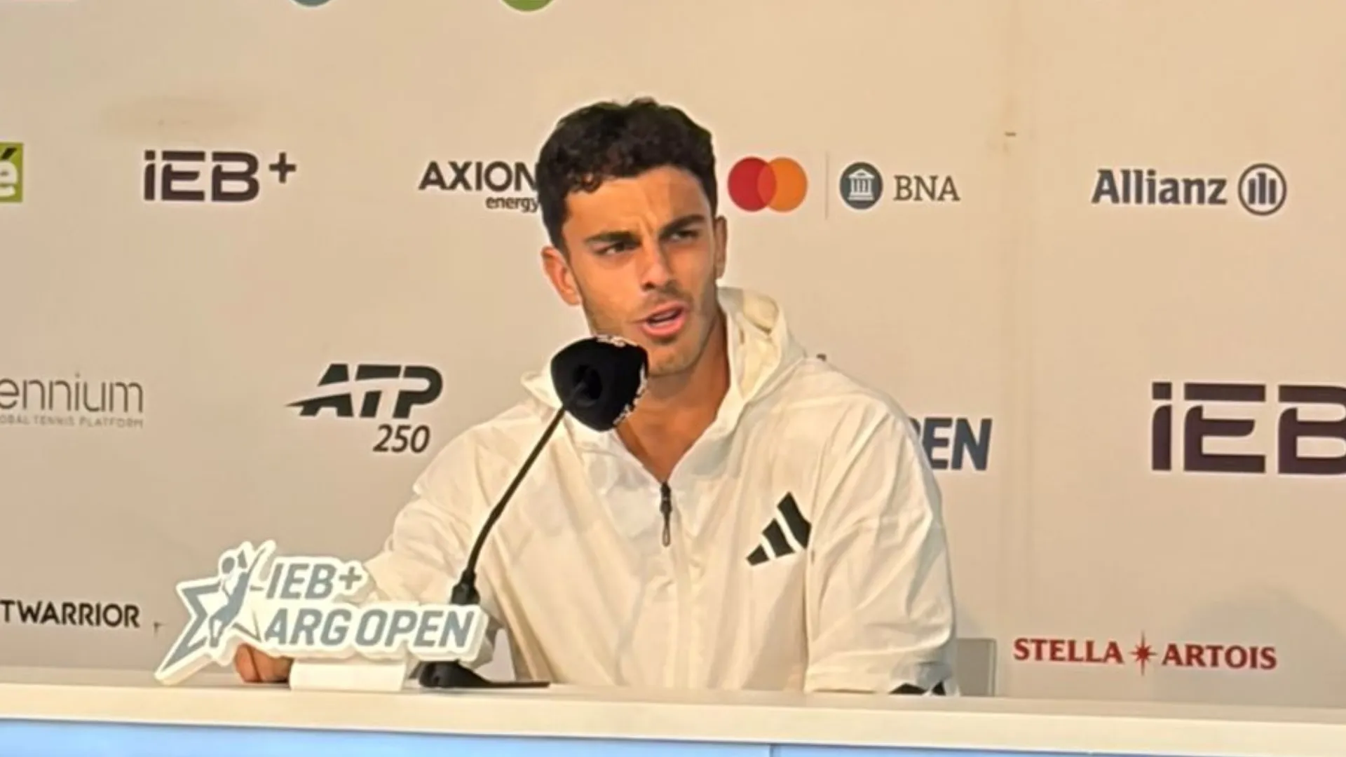 Francisco Cerundolo speaking to reporters