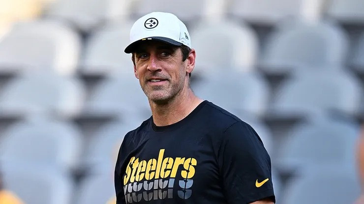Aaron Rodgers quarterback of the Pittsburgh Steelers