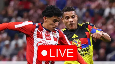 Richard Ledezma of Chivas and Jonathan Dos Santos of America.
