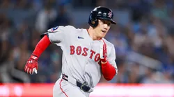 Masataka Yoshida running during a game.