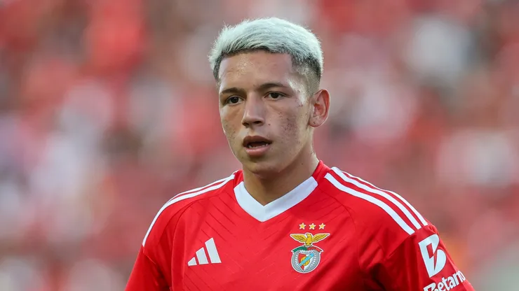 Gianluca Prestianni during a Benfica game.