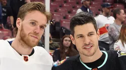 Connor McDavid and Sidney Crosby of Team Canada