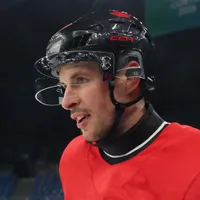 Sidney Crosby injury sparks fear of worst-case scenario for Team Canada at 2026 Winter Olympics