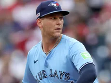 Blue Jays add former NY Yankees, Cubs prospect amid Bowden Francis’ injury