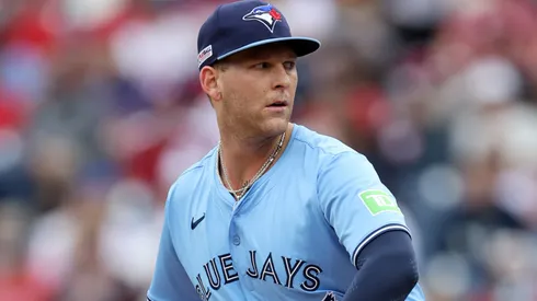 Bowden Francis #44 of the Blue Jays throws a pitch.