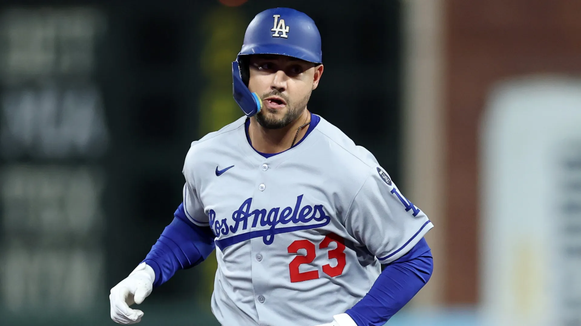 Michael Conforto running for bases