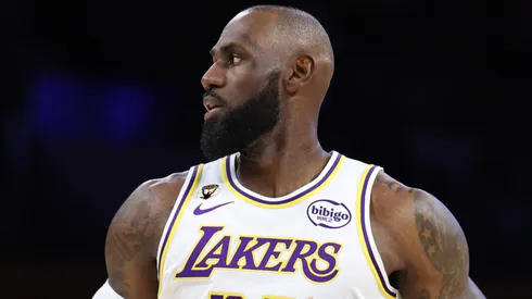 LeBron James #23 of the Los Angeles Lakers looks on.