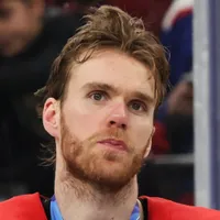 McDavid breaks silence with three-word instruction for Crosby, MacKinnon, and Canada