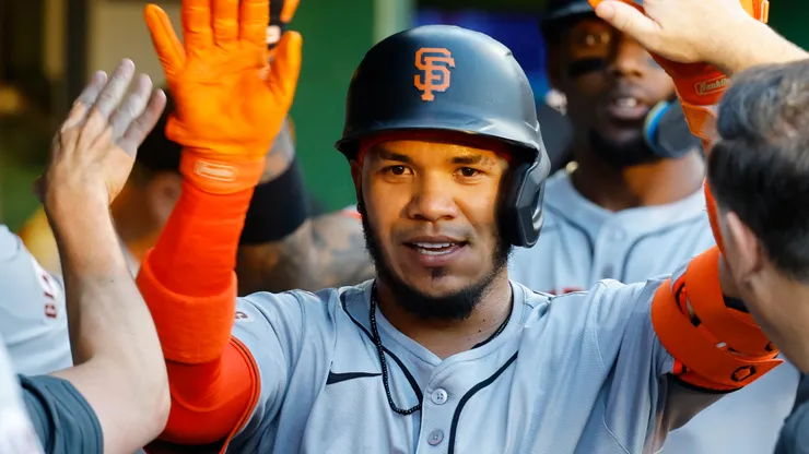 Thairo Estrada #39 with the Giants celebrates his two-run home run.