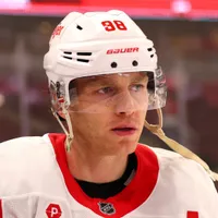 McLellan confirms Red Wings' special treatment for Kane's teammate