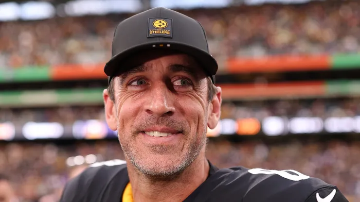 Aaron Rodgers quarterback of the Pittsburgh Steelers