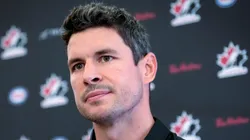 Sidney Crosby of the Pittsburgh Penguins suffered an injury at the 2026 Winter Olympics with Team Canada