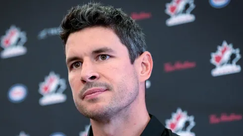 Sidney Crosby of the Pittsburgh Penguins suffered an injury at the 2026 Winter Olympics with Team Canada