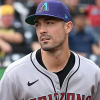 NY Yankees add 12-year veteran outfielder to bolster right-handed hitting